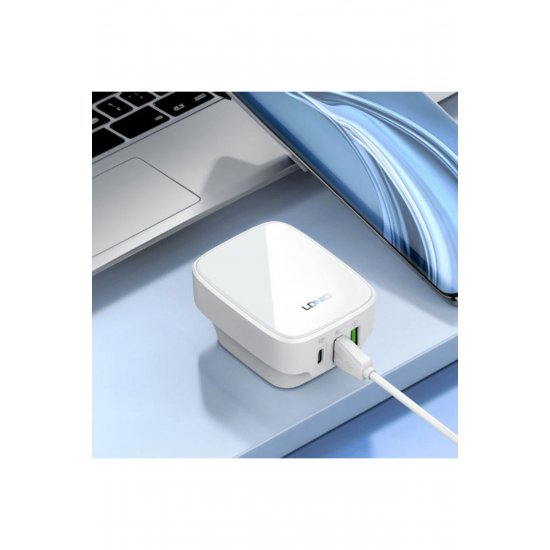 Ασύρματος φορτιστής με 2 θύρες εξόδου USB-A και θύρα εξόδου USB-C 32W Παροχή ισχύος Λευκό Q334